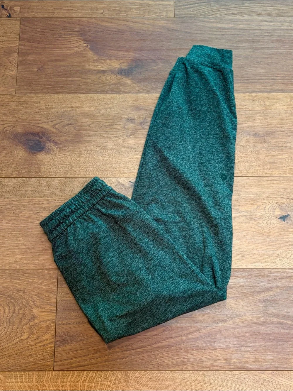 Lululemon Soft Jersey Classic-Fit Mid-Rise Jogger - Picture 3 of 6